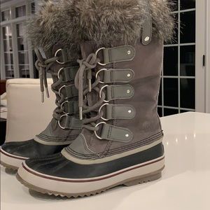 Sorel Joan of Arctic boots